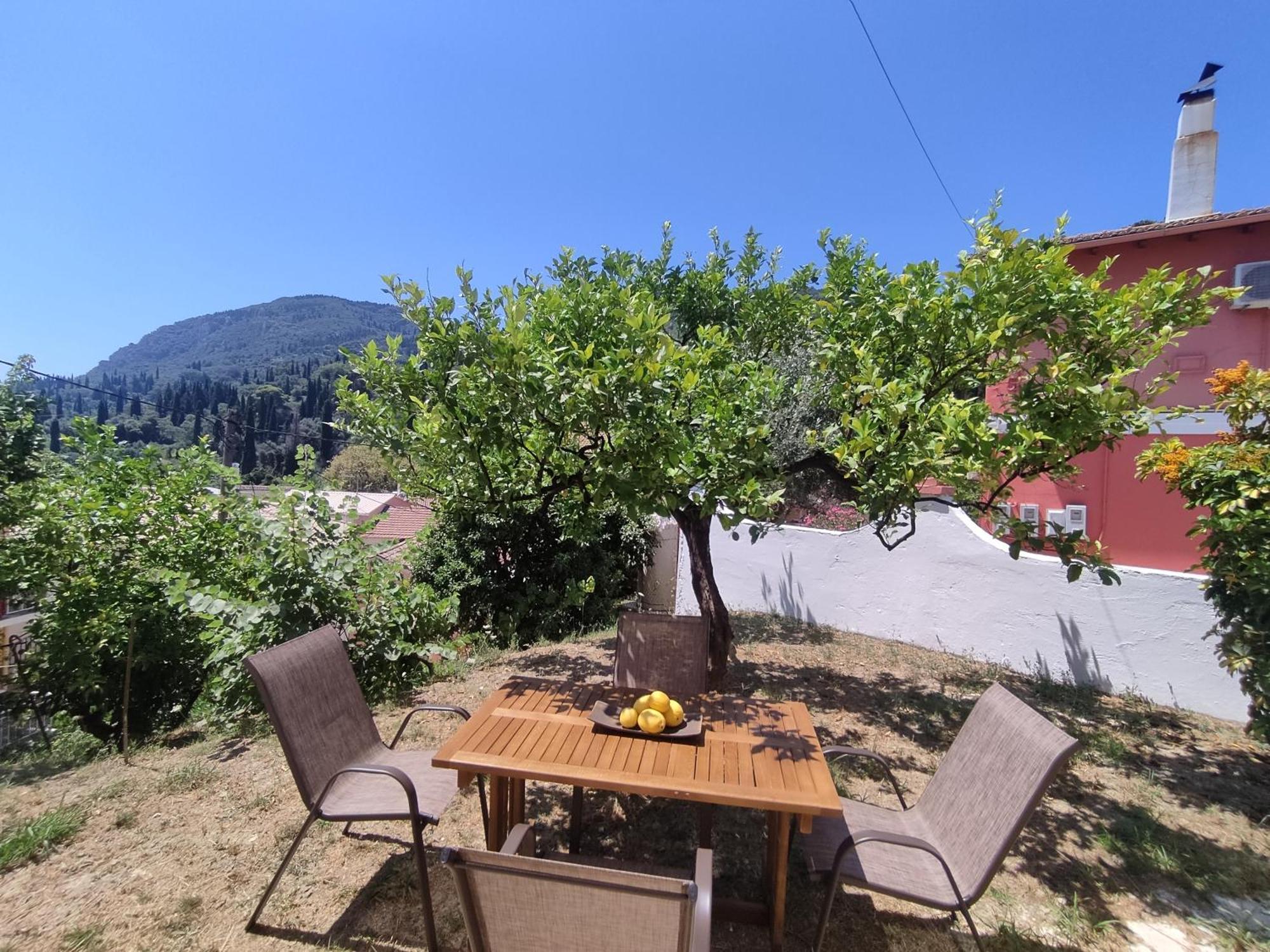 Roza's Appartement Benitses (Corfu)