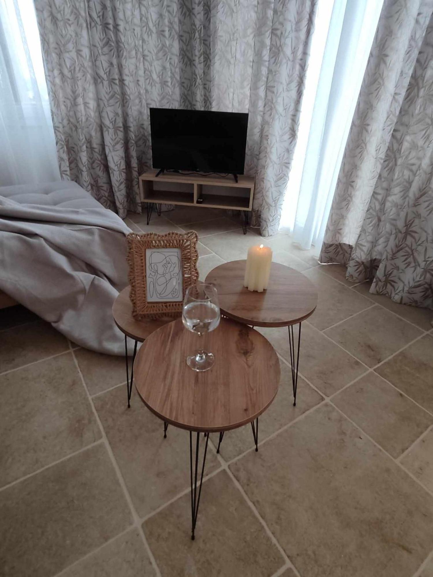 Roza's Appartement Benitses (Corfu)